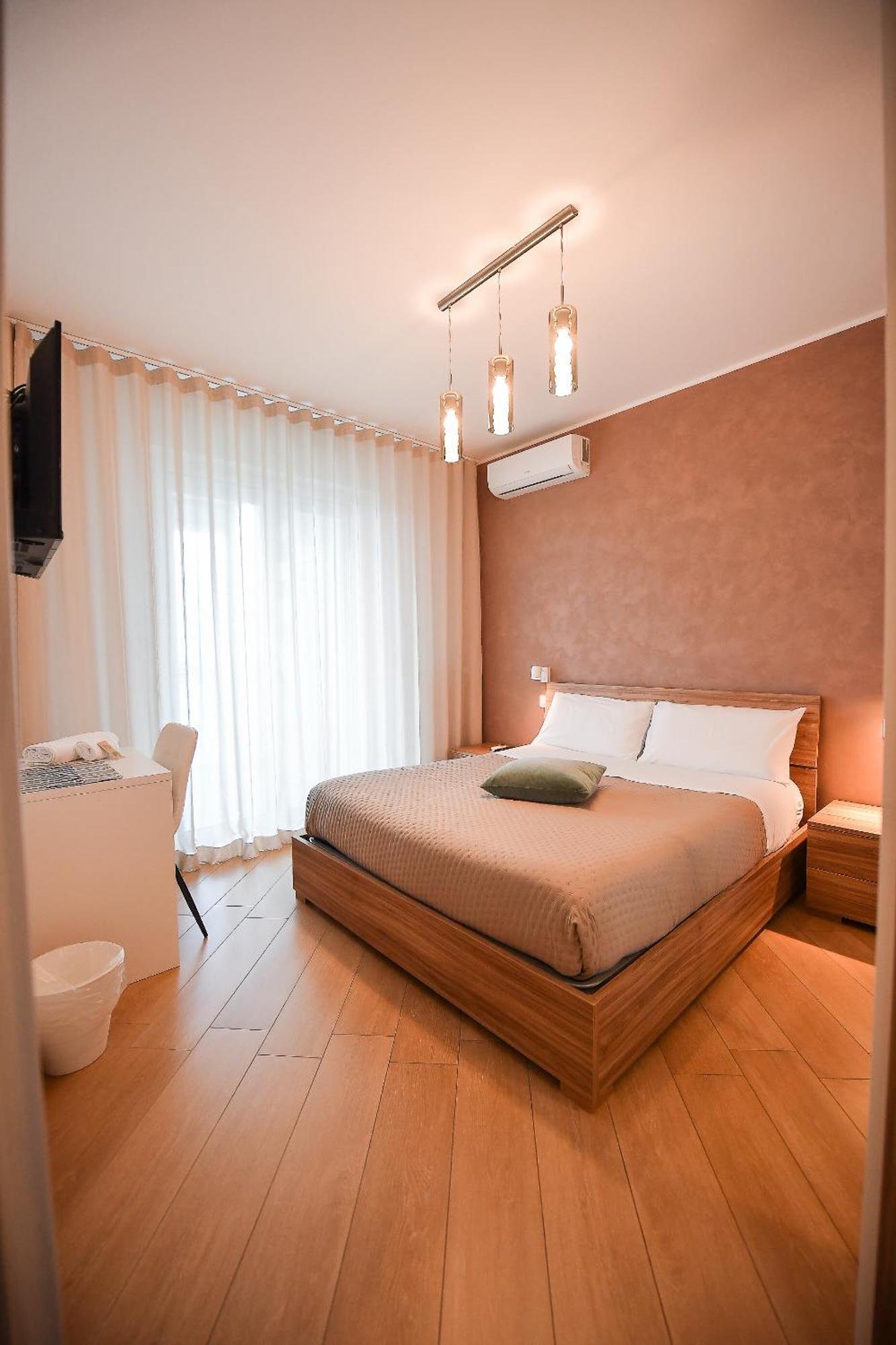 Karol Wojtyla Airport Bari Hotel Exterior photo